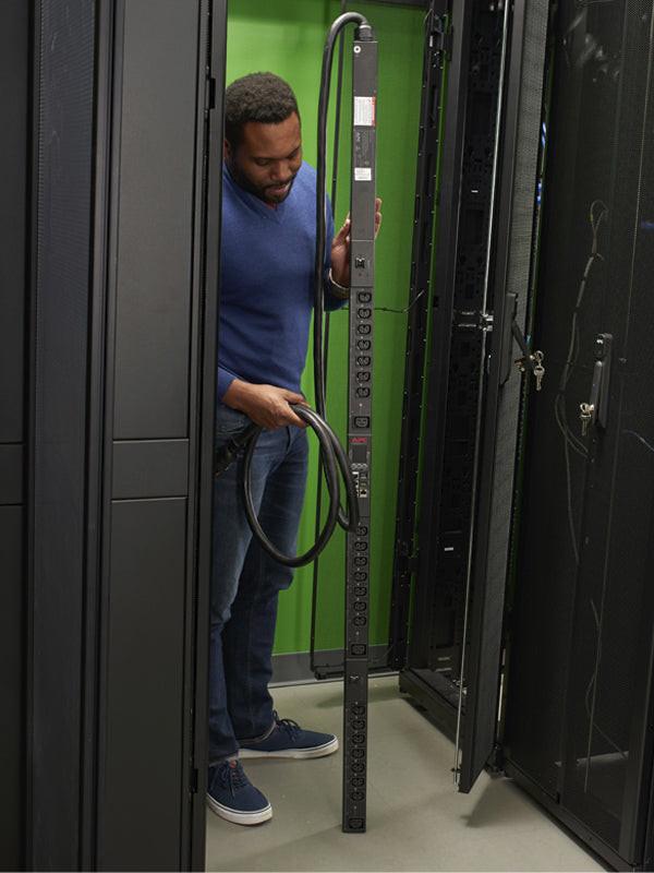 APC by Schneider Electric NetShelter PDU