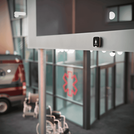 Ajax BrandPlate (10 pcs) for StreetSiren Double Deck — Black shown in use